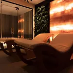 Gondola Hotel&spa 4* Tirana
