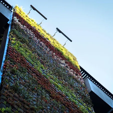 Moncafe Boutique & Hotel Tirana