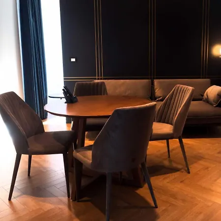 Moncafe Boutique & 4* Tirana