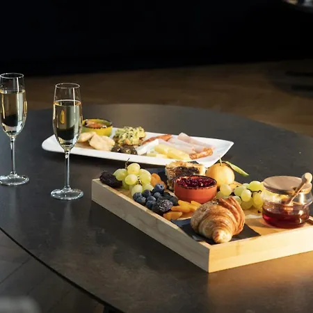 Moncafe Boutique & Hotell 4*