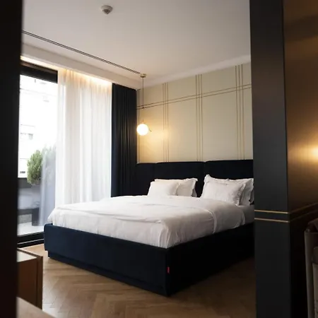 Moncafe Boutique & Hotell 4*