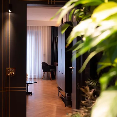 Moncafe Boutique & Hotell Tirana