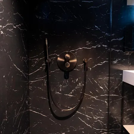 Hotell Moncafe Boutique & Tirana