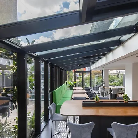 Moncafe Boutique & 酒店 地拉那