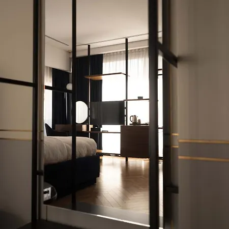 Moncafe Boutique & Hotell 4*